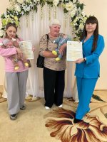 В отделе ЗАГС г. Свердловска зарегистрировано рождение 100 и 101 ребенка!